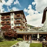 Rezia 4* Μπόρμιο