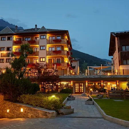 Hotel Rezia Bormio