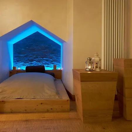 Rezia Hotel 4*