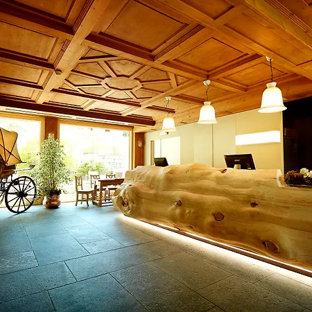 Hotel Rezia Bormio