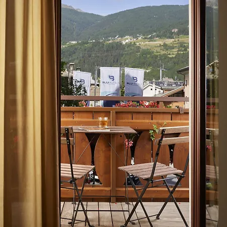 Rezia Hotel 4*