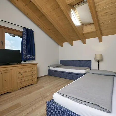 Hotel Rezia 4*