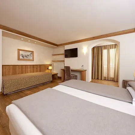 Rezia Hotel
