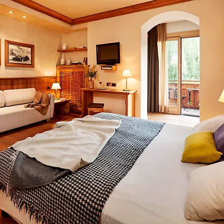 Hotel Rezia 4*