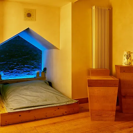 Rezia Hotel 4*