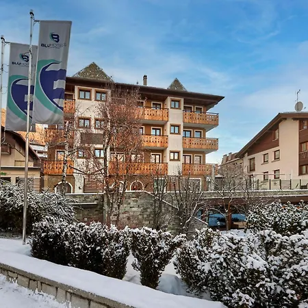 Hotel Rezia 4*